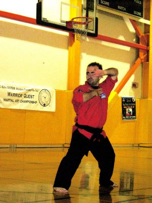 Master Pinto performs Farang Su Rang Hyung