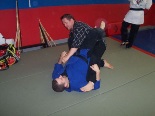 Grappling Seminar - Inst. Hudson and Master Schleeter work Guard drills 