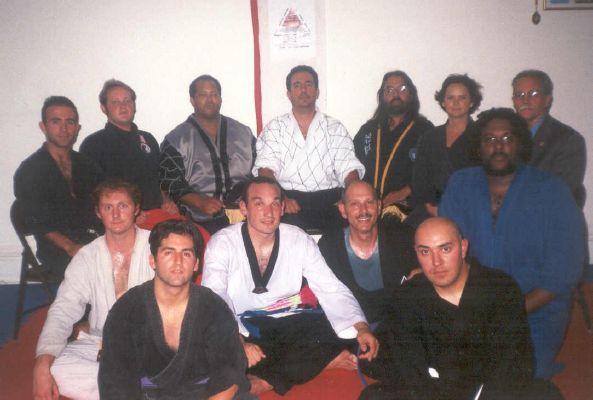 SF-2002 - Modern Farang Mu Sul HQ School